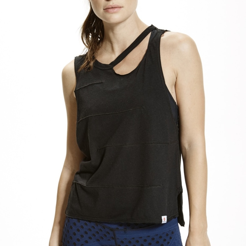 Vimmia Pacific Pintuck Workout V Tank, Size M